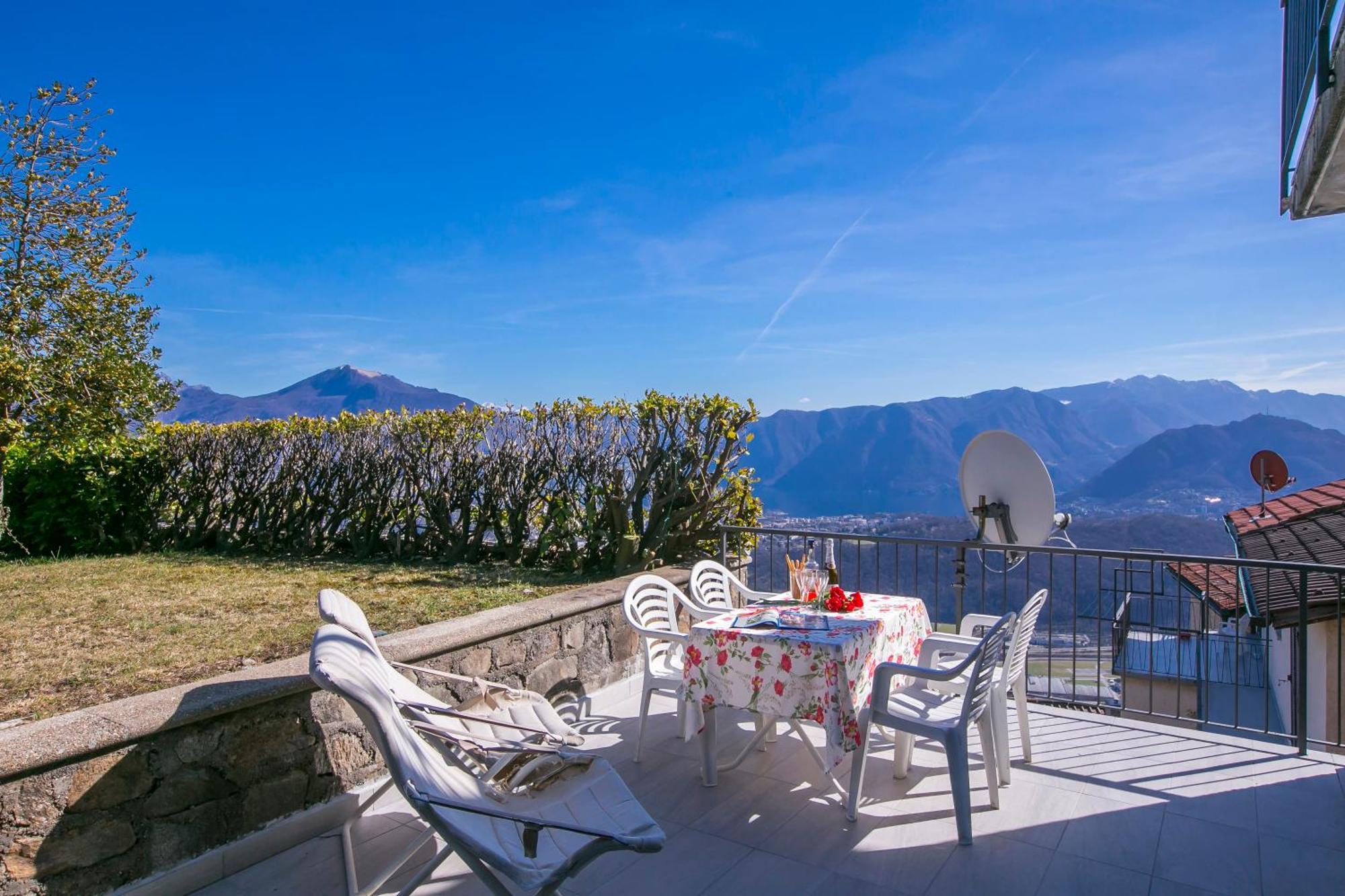 Chalet Cademario - Happy Rentals Exterior photo